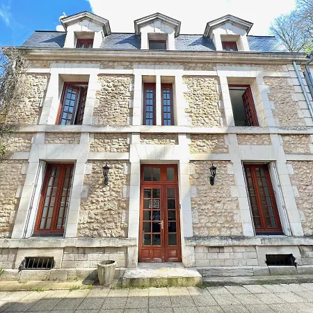 Le Blossac, A 300M Du Centre Ville - Wifi Poitiers Exterior photo
